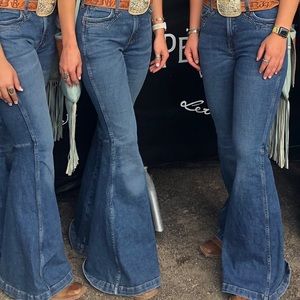 27x36 Wrangler Trumpet Flare